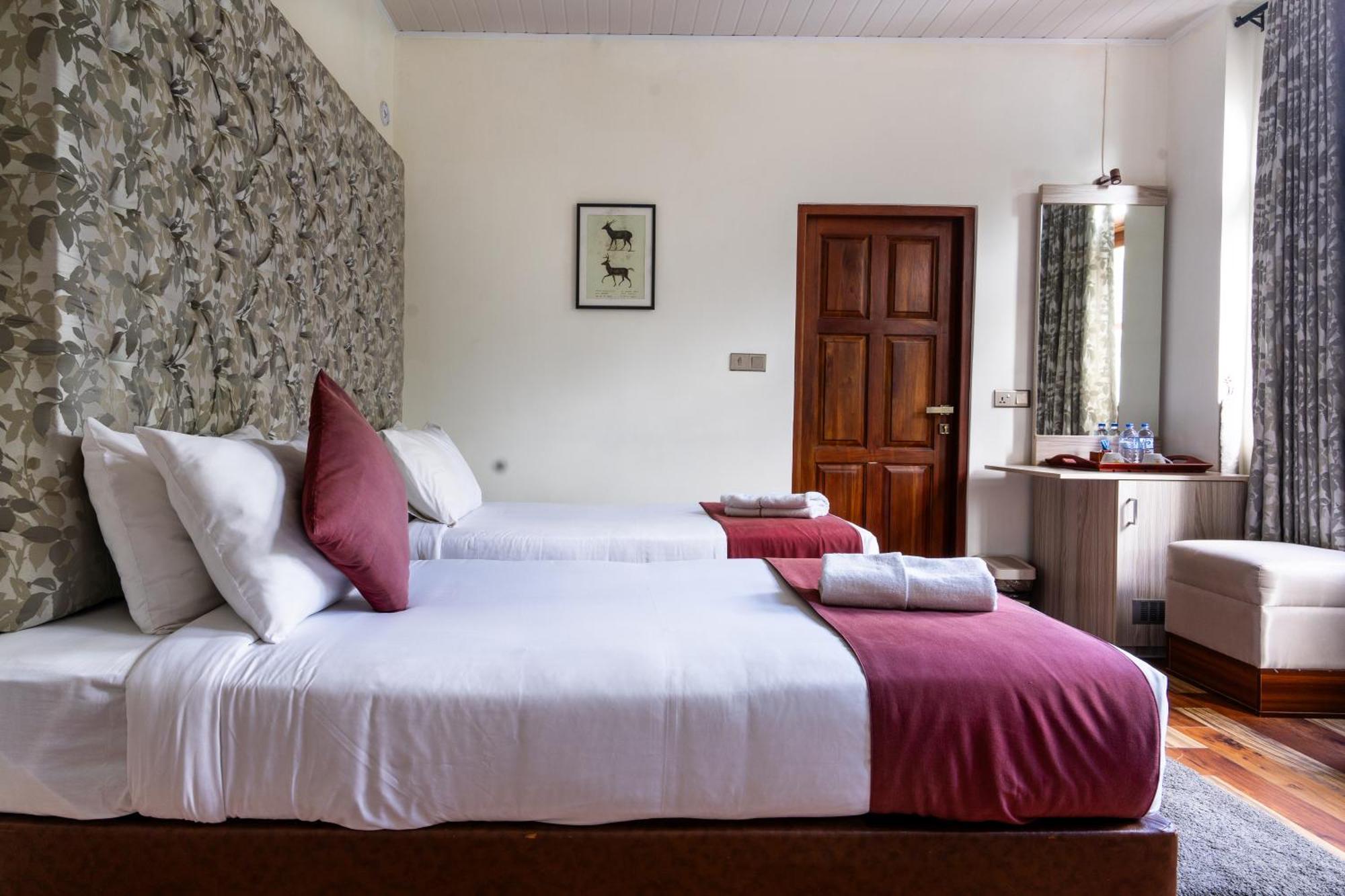 Hotel The Wind Castle Nuwara Eliya Exterior foto