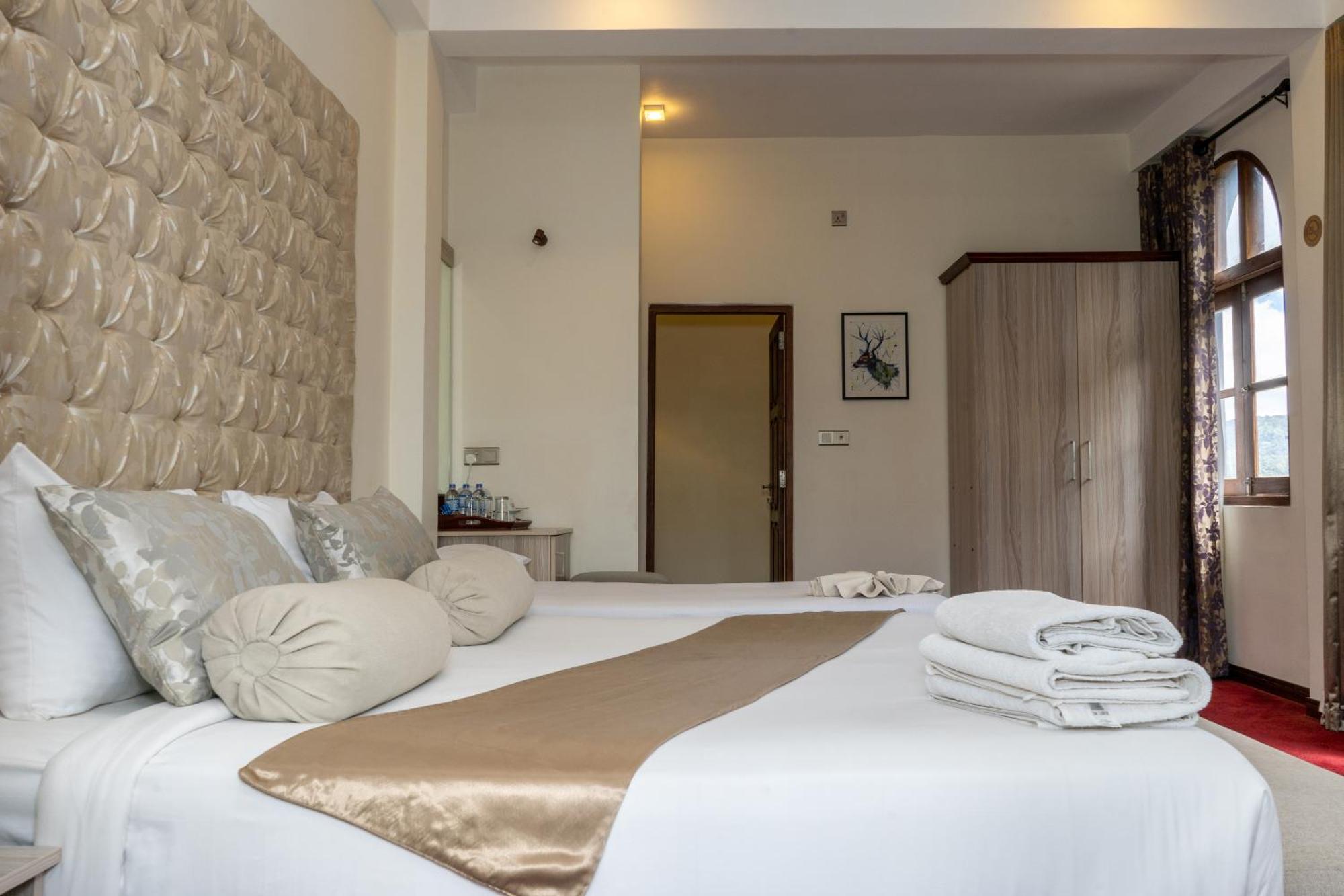 Hotel The Wind Castle Nuwara Eliya Exterior foto