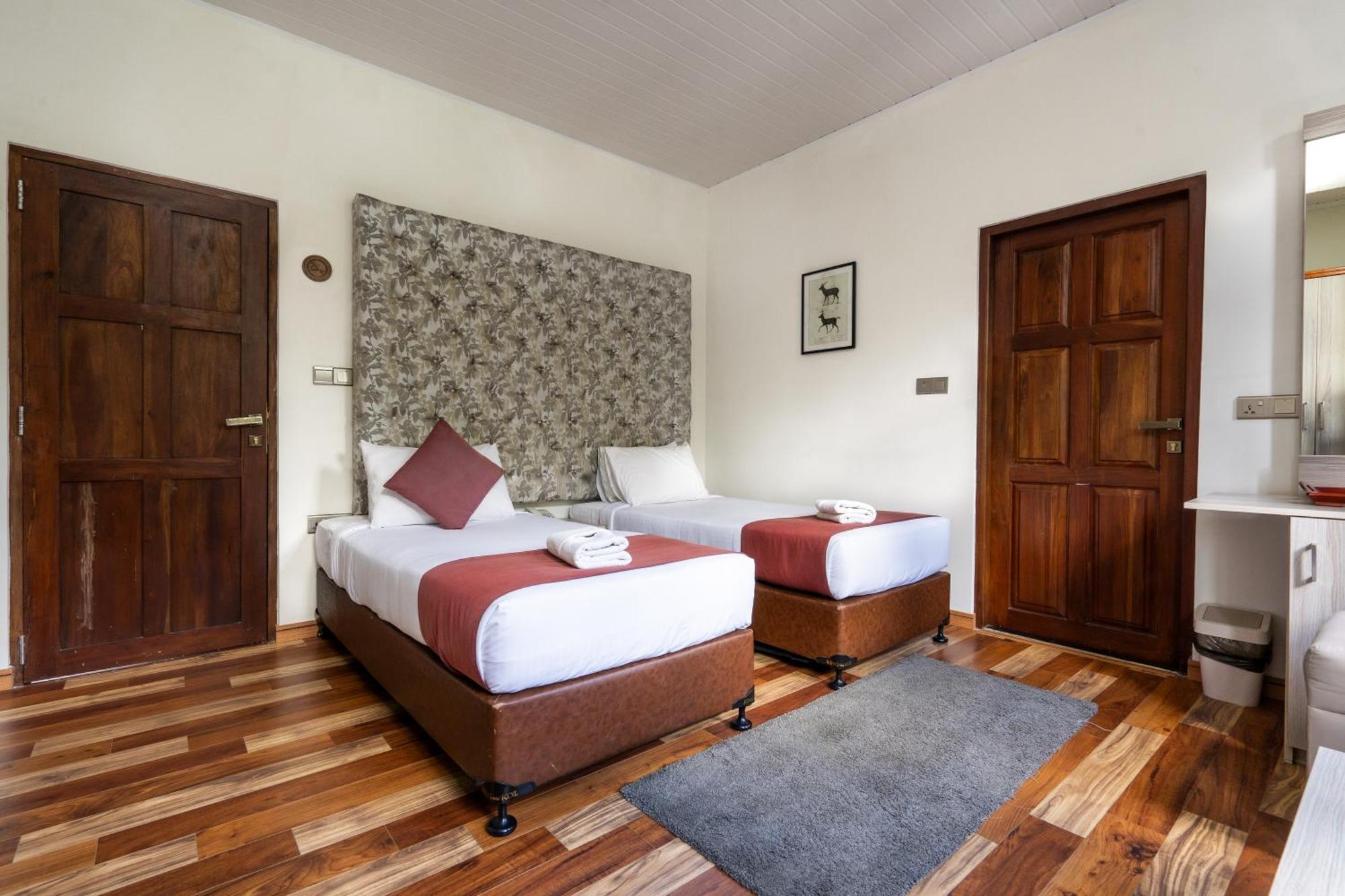 Hotel The Wind Castle Nuwara Eliya Exterior foto